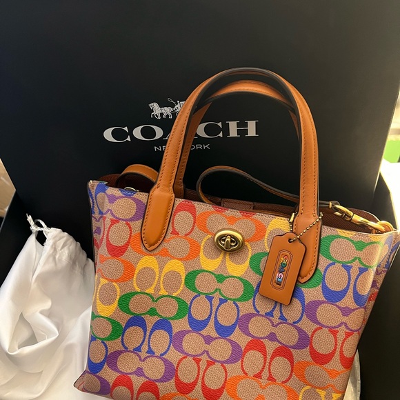 Coach Pride Collection - Picture 2 of 4